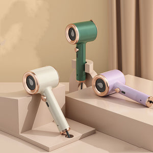 SteamMate™ Mini – Portable Handheld Garment Steamer for Wrinkle-Free Confidence Anywhere